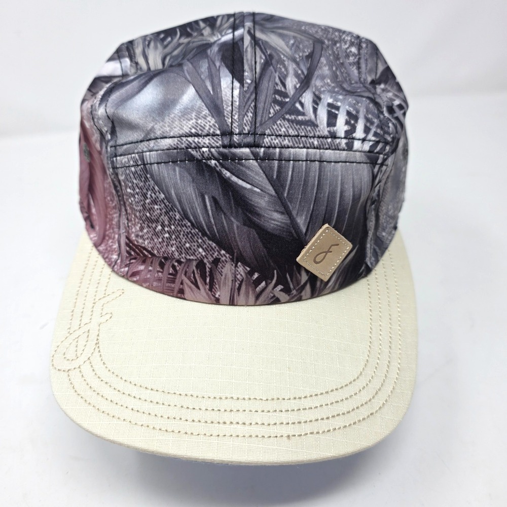 Flat Fitty Baseball Cap Mens OS Beige Gray Tropical Leaf Print 5-Panel Logo NWT